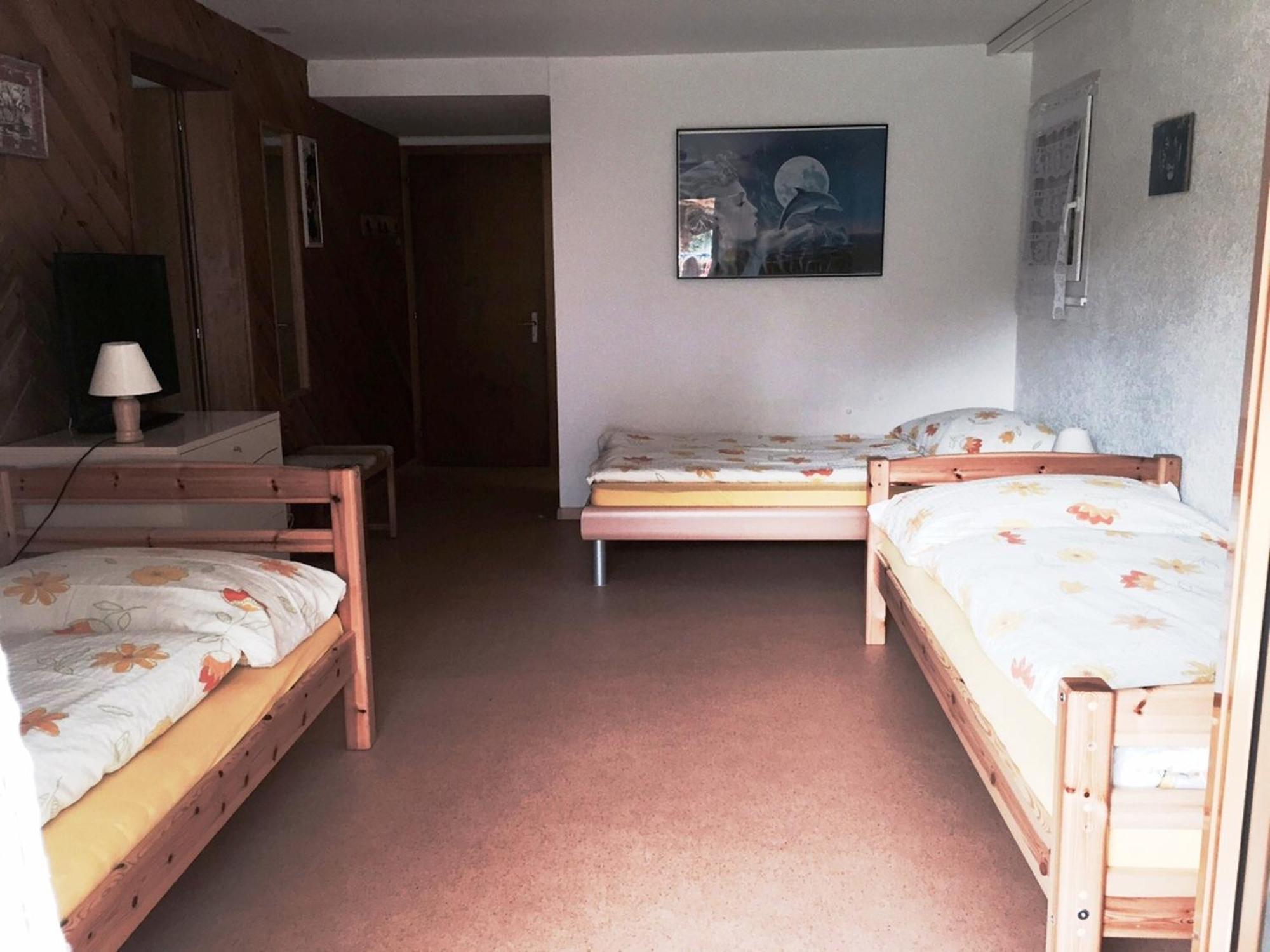Apartamento Haus Valesia Leukerbad Habitación foto